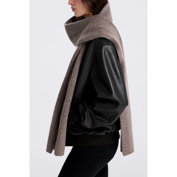 Parisian Leather Accessories at Coveti