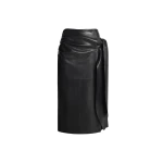 Nour Hammour Viret in Noir Classique