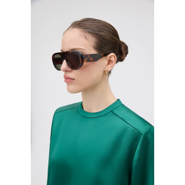 Oroton Charlie Sunglasses Signature Tort, view 2
