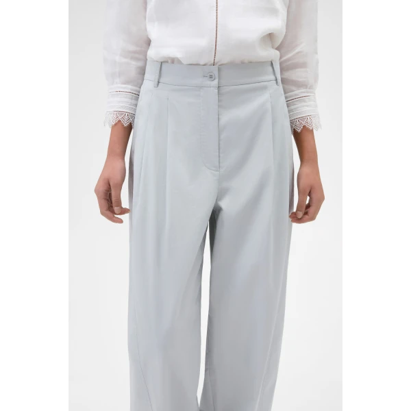 Oroton Cotton Pleat Curve Pant Pale Frost, view 2
