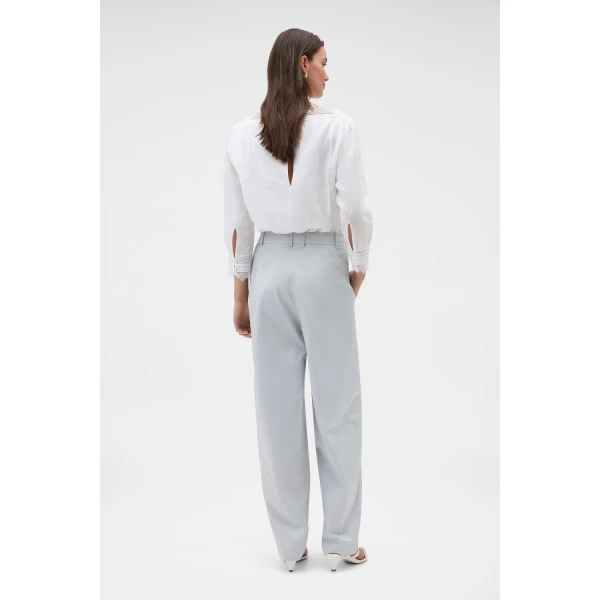 Oroton Cotton Pleat Curve Pant Pale Frost, view 5