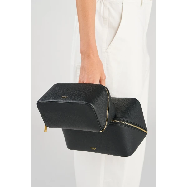 Oroton Fife Medium Beauty Case Black, view 2