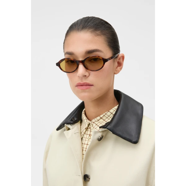 Oroton Juno Sunglasses Signature Tort, view 2