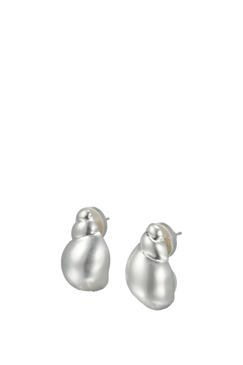 Oroton Maurie Shell Stud Earrings Worn Silver | Earrings | Coveti Oroton Maurie Shell Stud Earrings Worn Silver
