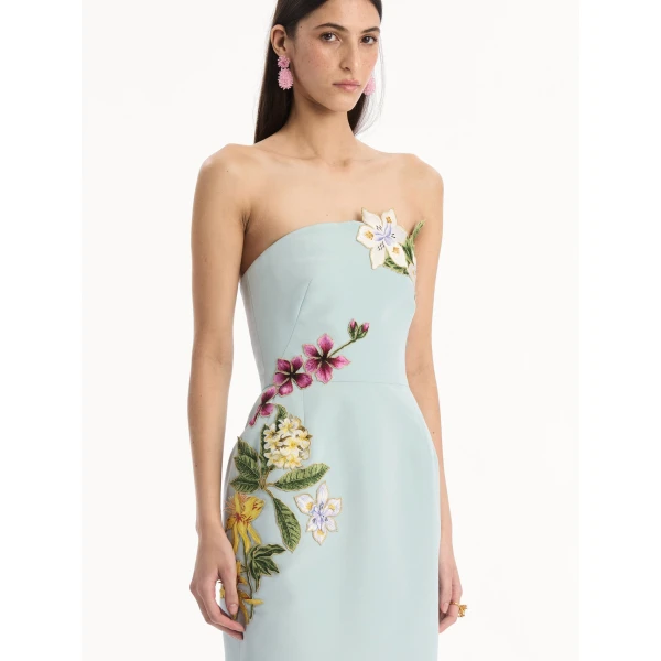 Oscar de la Renta Dominican Mixed-Floral Embroidered Gown, view 5