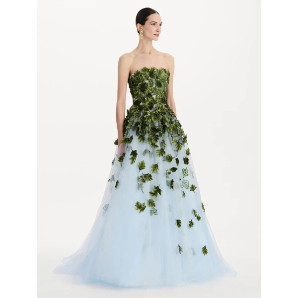 Oscar de la Renta Maple Leaf Appliqué Gown, view 4