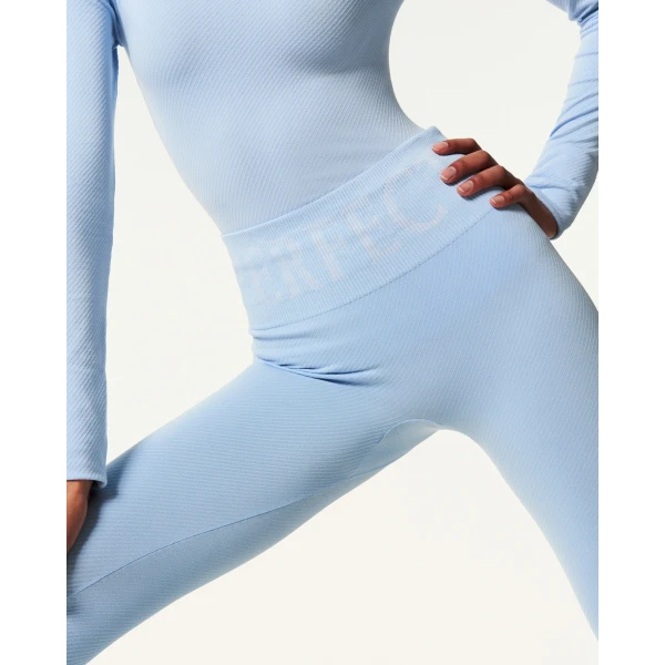 Perfect Moment Seamless Thermal Legging in Bluebird Blue, view 5 | Leggings | Coveti