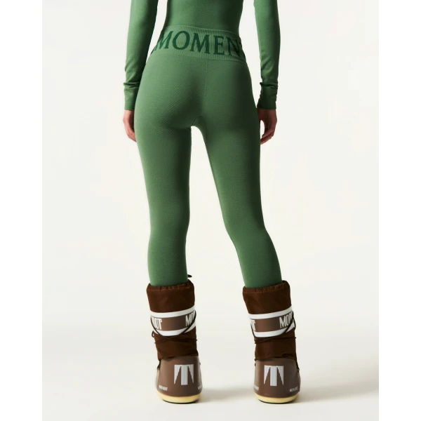 Perfect Moment Seamless Thermal Legging in Dark Green, view 4 | Leggings | Coveti