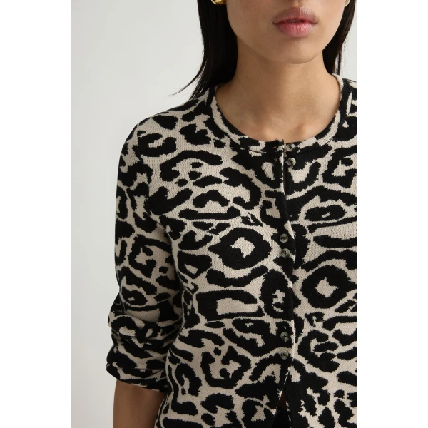Posse Lexi Cardigan in Leopard | Cardigan | Coveti, view 4