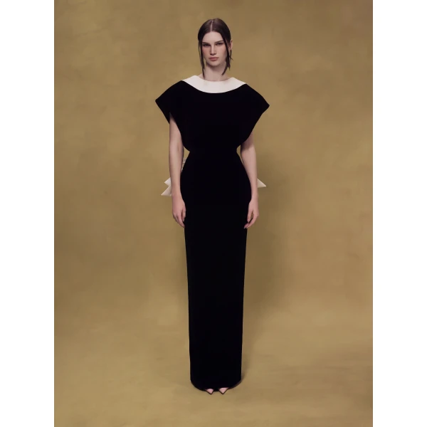 Rasario Velvet Maxi Dress with an Open Back and Satin Bow in Black, view 4