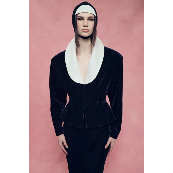 Rasario Velvet Fitted Jacket with Satin Collar in Dark Blue, view 5