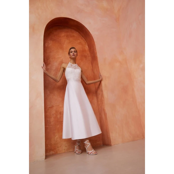 Rasario Lana Wedding Dress in White, view 3
