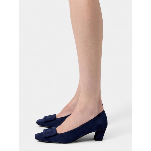 Roger Vivier Belle Vivier Pumps in Navy Blue Suede, view 4 | Kitten Heels