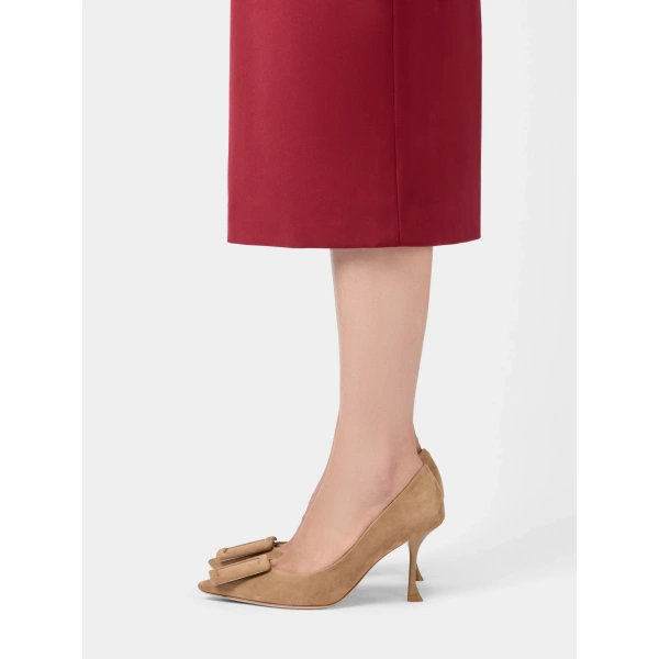 Roger Vivier Viv' in the City D'Orsay Pumps in Beige Suede, view 4 | Pumps