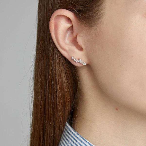 Rosa de la Cruz Cascade Earring 'b' in 18K White Gold, White Diamond, Single | Fine Earrings | Coveti