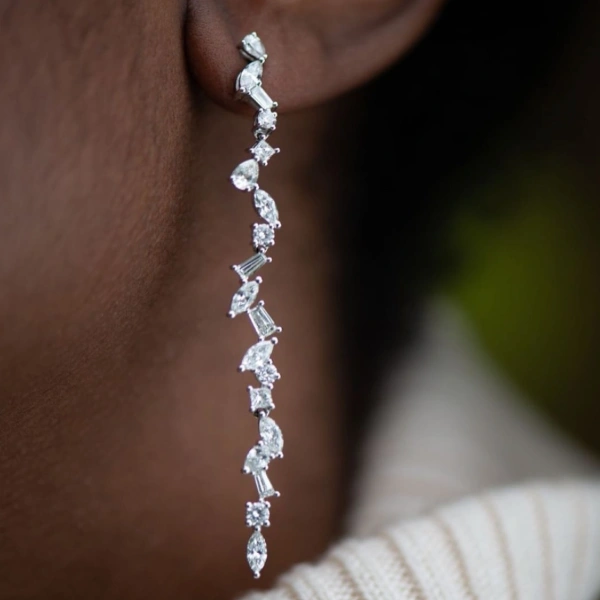 Rosa de la Cruz Cascade Long Earring in 18K White Gold, White Diamond, Single | Fine Earrings | Coveti