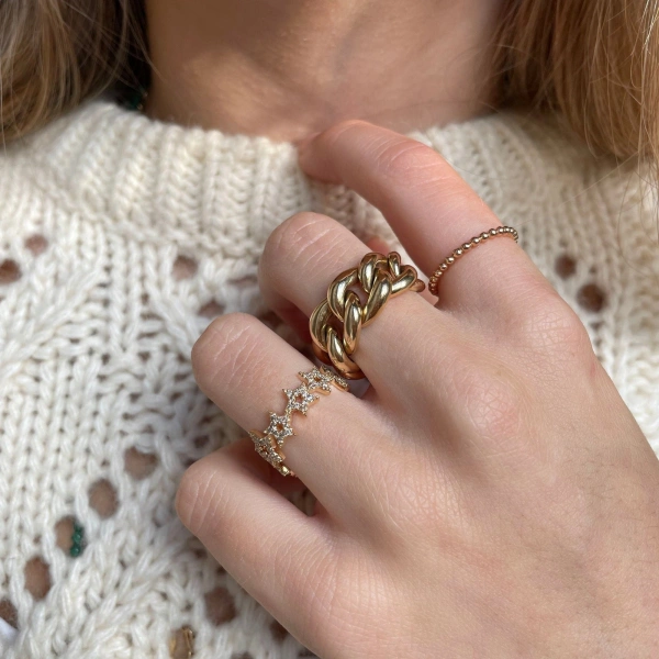 Rosa de la Cruz Cuban Link Ring in 18K Yellow Gold | Fine Rings | Coveti