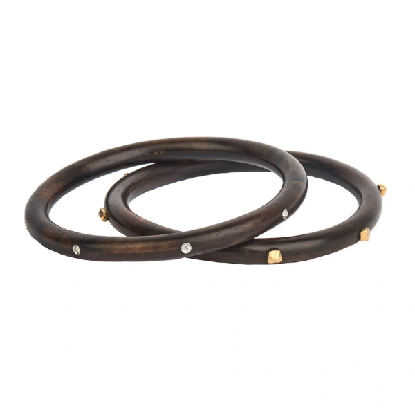 Rosa de la Cruz Ebony Bangle in Ebony, 18K Yellow Gold | Fine Bracelets | Coveti
