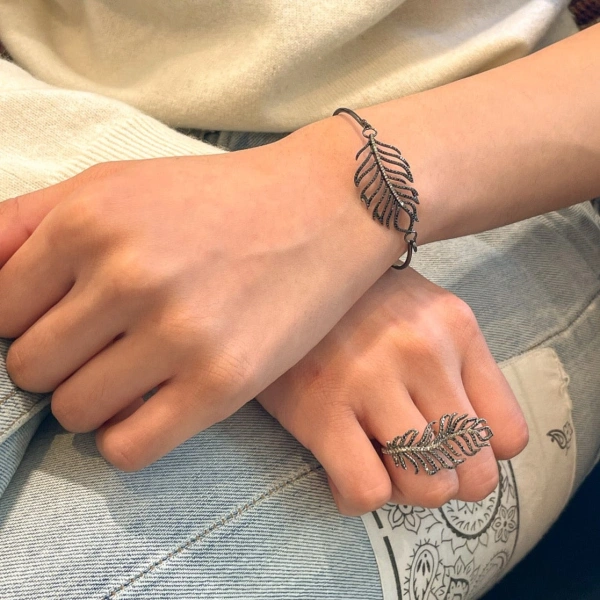 Rosa de la Cruz Feather Bracelet in 18K Rhodium Gold, Black and Brown Diamond | Fine Bracelets | Coveti