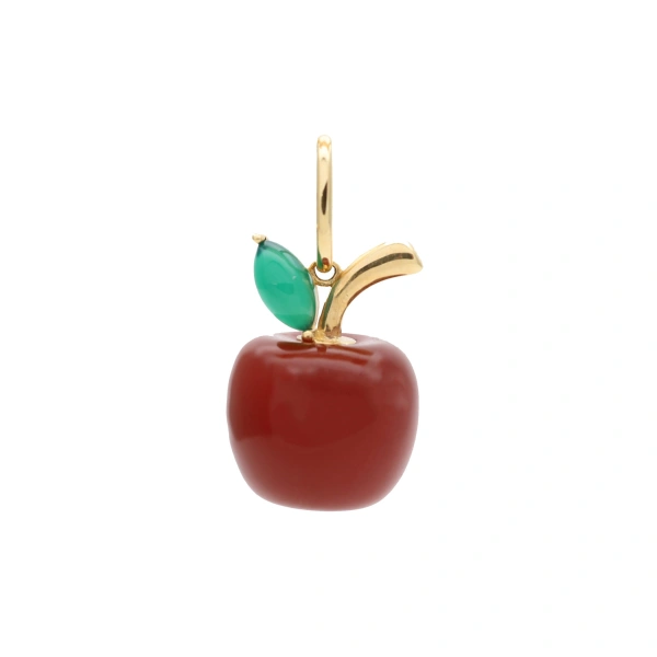 Rosa de la Cruz Fruit Charm Pendant Apple in 18K Yellow Gold, Agate | Fine Pendants and Charms | Coveti
