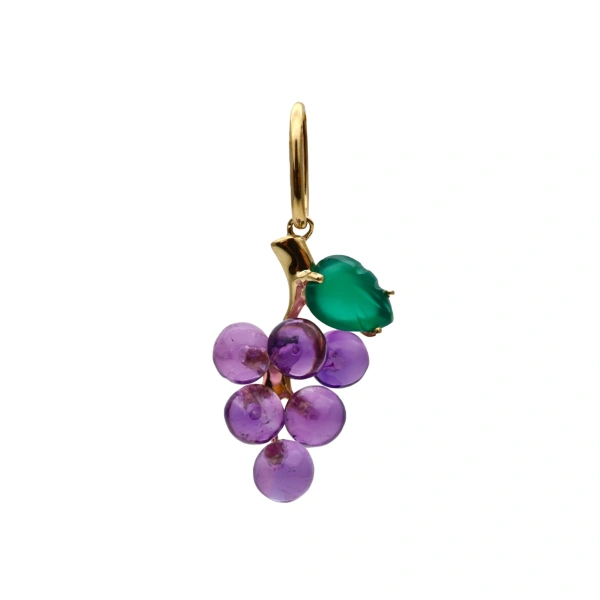Rosa de la Cruz Fruit Charm Pendant Grape in 18K Yellow Gold, Amethyst and Agate | Fine Pendants and Charms | Coveti