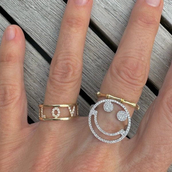 Rosa de la Cruz I Love You Text Ring | Fine Rings | Coveti