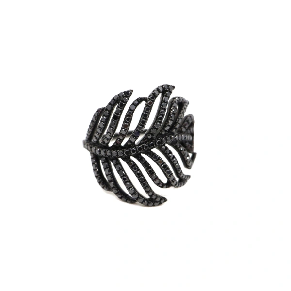 Large Feather Ring in 18K Rhodium Gold, Black Diamond