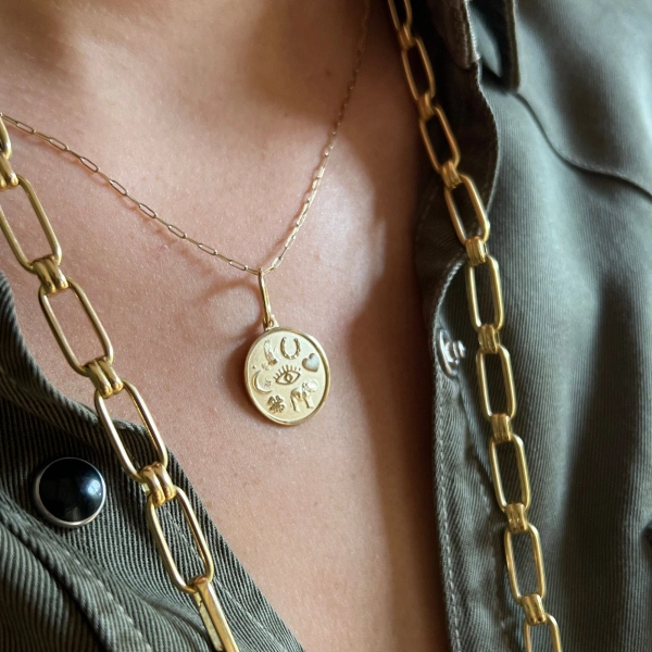 Rosa de la Cruz Lucky Charm Pendant in 18K Yellow Gold, White Diamond | Fine Pendants and Charms | Coveti