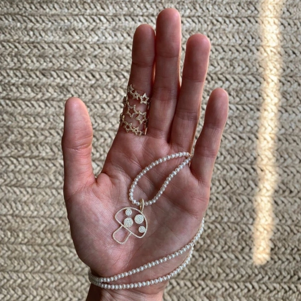Rosa de la Cruz Mushroom Pendant in 18K Yellow Gold, White Diamond | Fine Pendants and Charms | Coveti