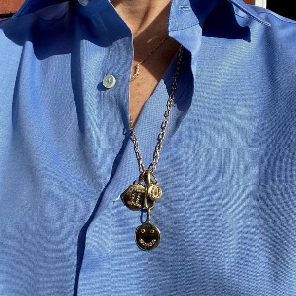 Rosa de la Cruz Smile Medallion in 18K Yellow Gold, Brown Diamond | Fine Pendants and Charms | Coveti