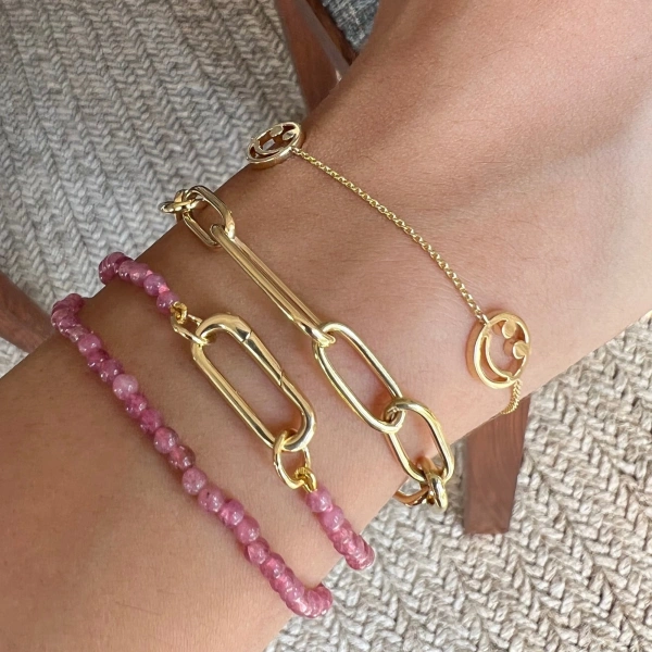 Rosa de la Cruz Three Smile Charm Bracelet in 18K Yellow Gold | Fine Bracelets | Coveti
