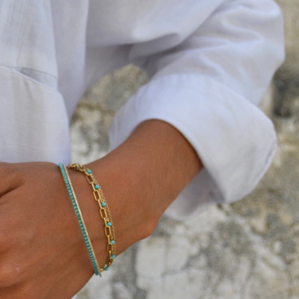 Rosa de la Cruz Turquoise Eternity Bangle in 18K Yellow Gold, Turquoise | Fine Bracelets | Coveti