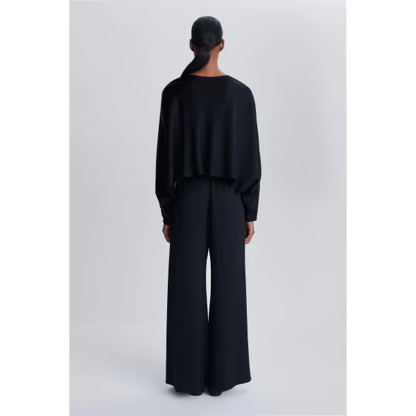 Bearitz Satin Top in Black - Image 5