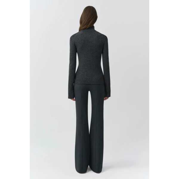 Fenwick Cashmere Turtleneck in Charcoal Melange - Image 5