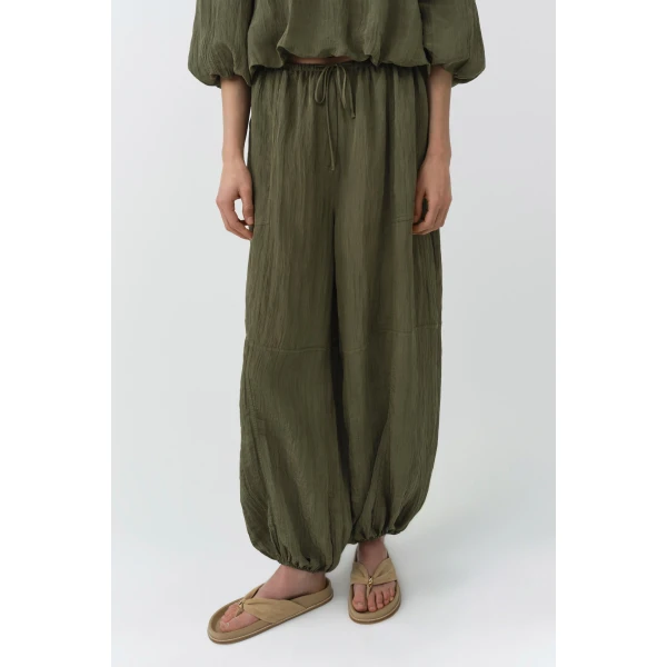 Los Angeles Designer Ready-to-Wear at Coveti