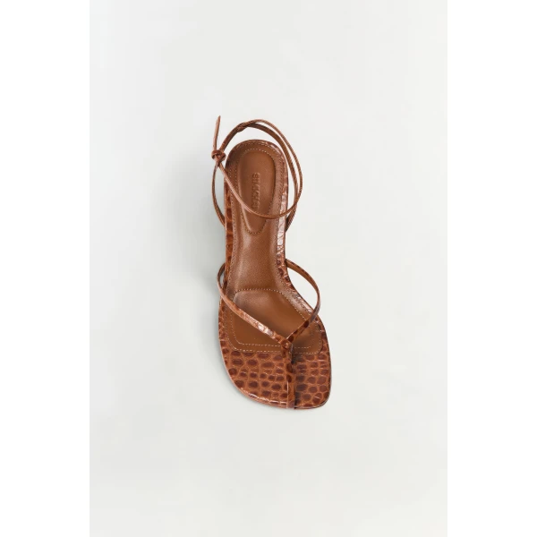 Los Angeles Designer Shoes and Bags at Coveti