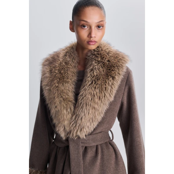 Los Angeles Designer Ready-to-Wear at Coveti
