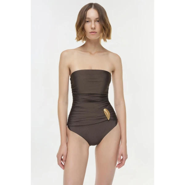 Los Angeles Designer Ready-to-Wear at Coveti