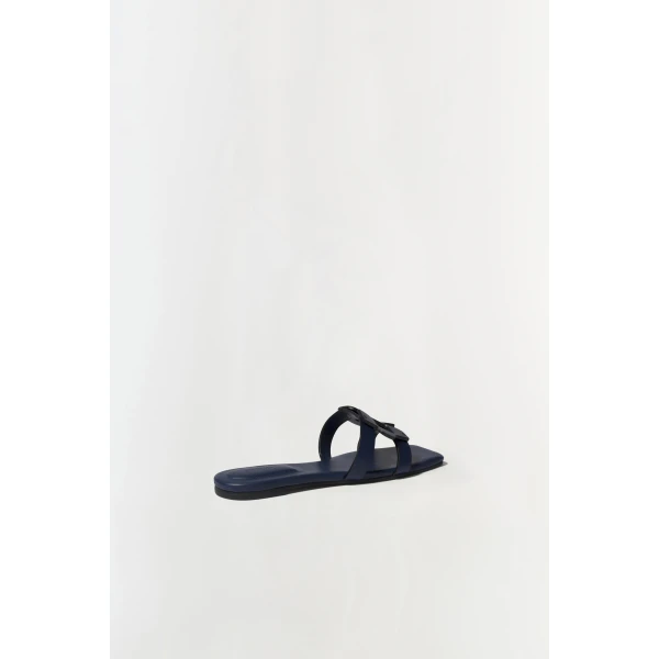 Los Angeles Designer Shoes and Bags at Coveti