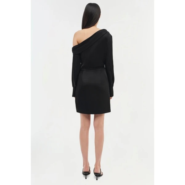 Signature Cameron Dress in Black - Image 5