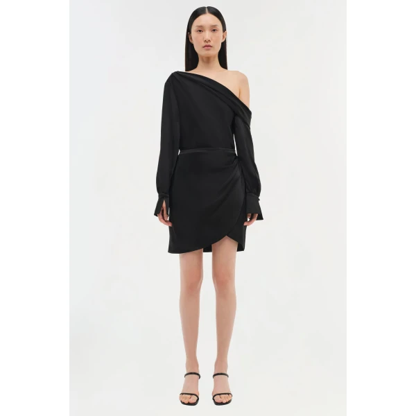 Signature Cameron Dress in Black - Image 6