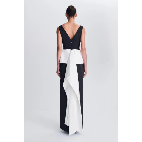 Sirel Gown in Black Frost Multi - Image 6