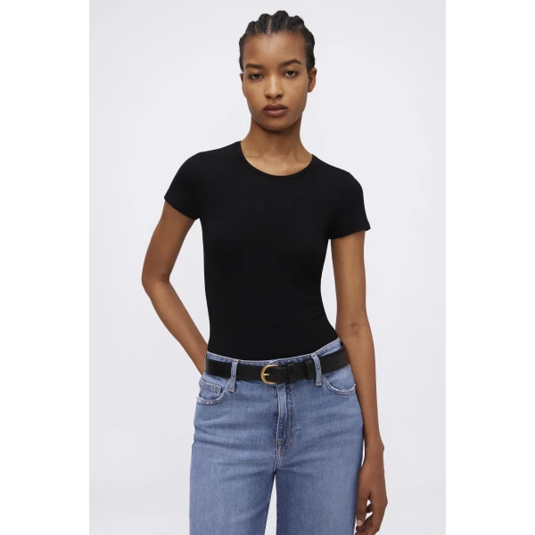 Soft T-Shirt in Black - Image 6