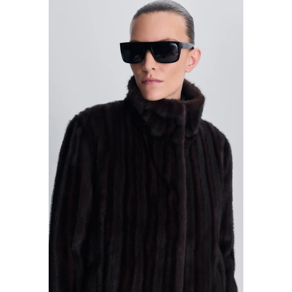 Los Angeles Designer Ready-to-Wear at Coveti
