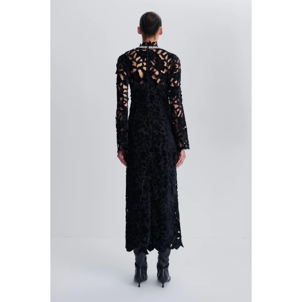 Thiora Velvet Embroidered Lace Midi Dress in Black - Image 5