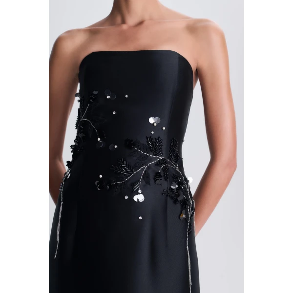 Zirelle Embellished Gown in Black - Image 6