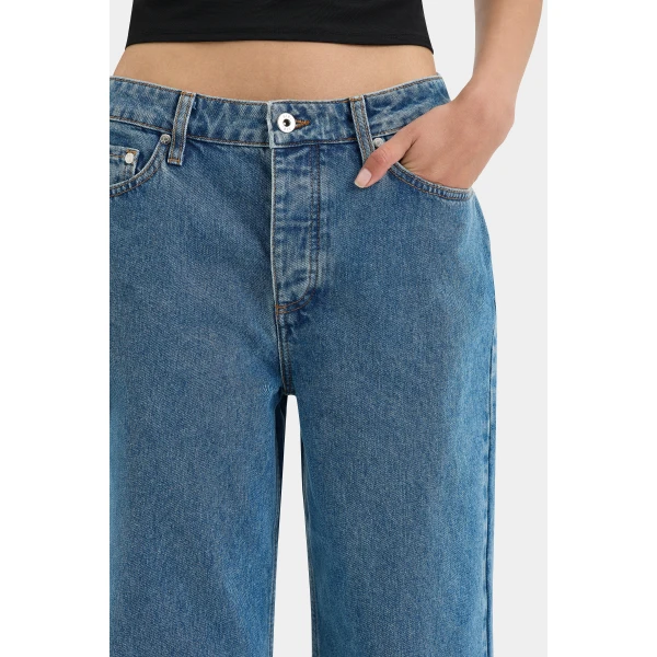 SIR the Label Classic Straight Leg Jean in Light Indigo | Denim | Coveti