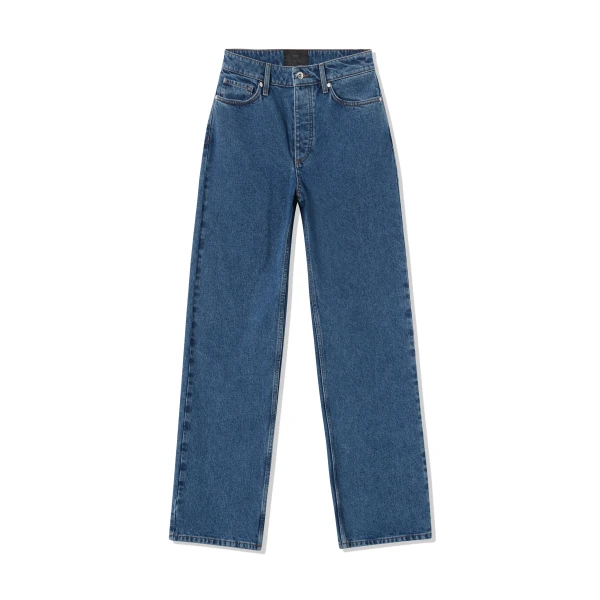 Classic Straight Leg Jean in Light Indigo