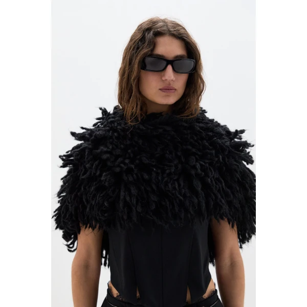 SIR the Label Daisy Snood in Black | Hats | Coveti