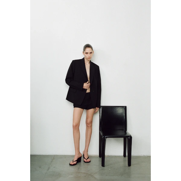 SIR the Label Dylan Blazer in Black | Blazers | Coveti